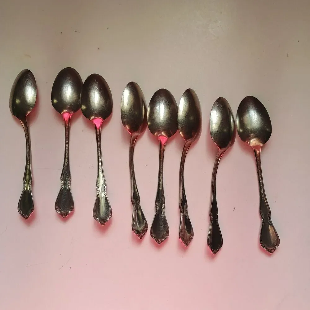 Oneida CHATEAU Teaspoons Lot of 8 Oneidacraft Deluxe Stainless
